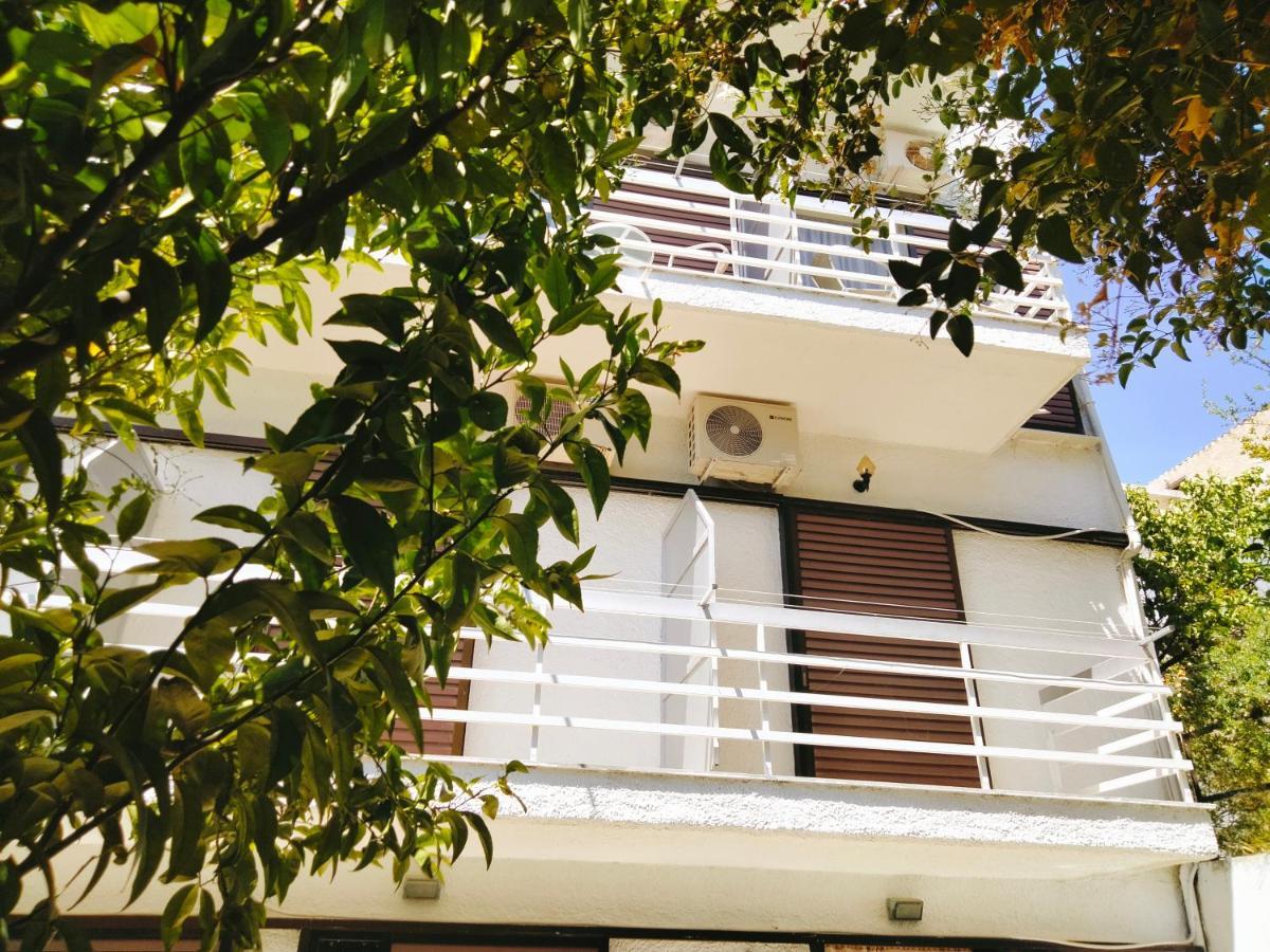 Golden Star Hotel Agia Marina  Exterior foto